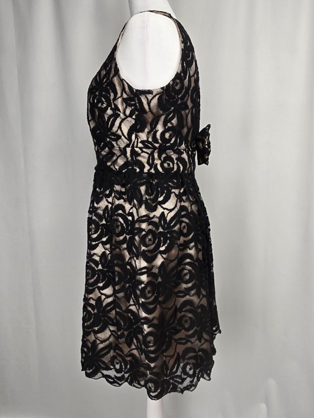 Bizz Girl Black & Champagne Dress XL Preloved